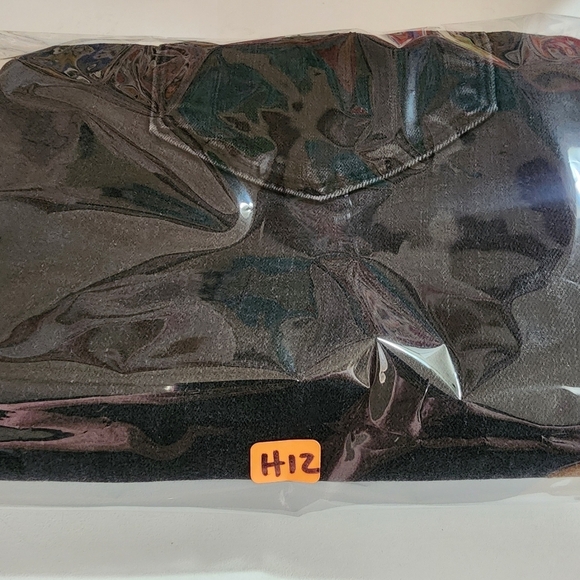 Levi's Jeans Women's 12S 31x38 Classic Straight Black 31 X 28 Dark Wash - Picture 9 of 9